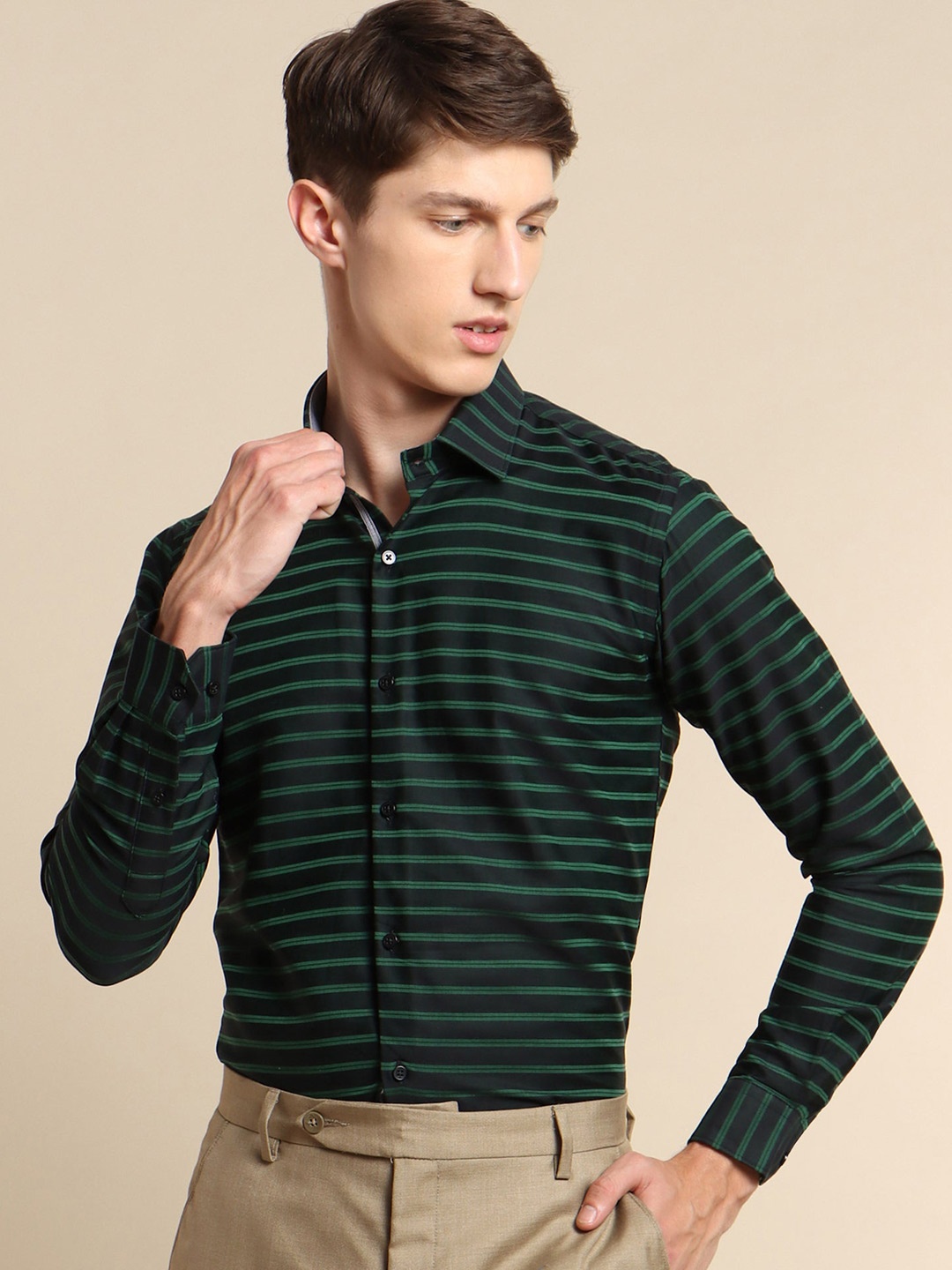 

Stori Slim Fit Spread Collar Long Sleeves Striped Cotton Party Shirt, Green