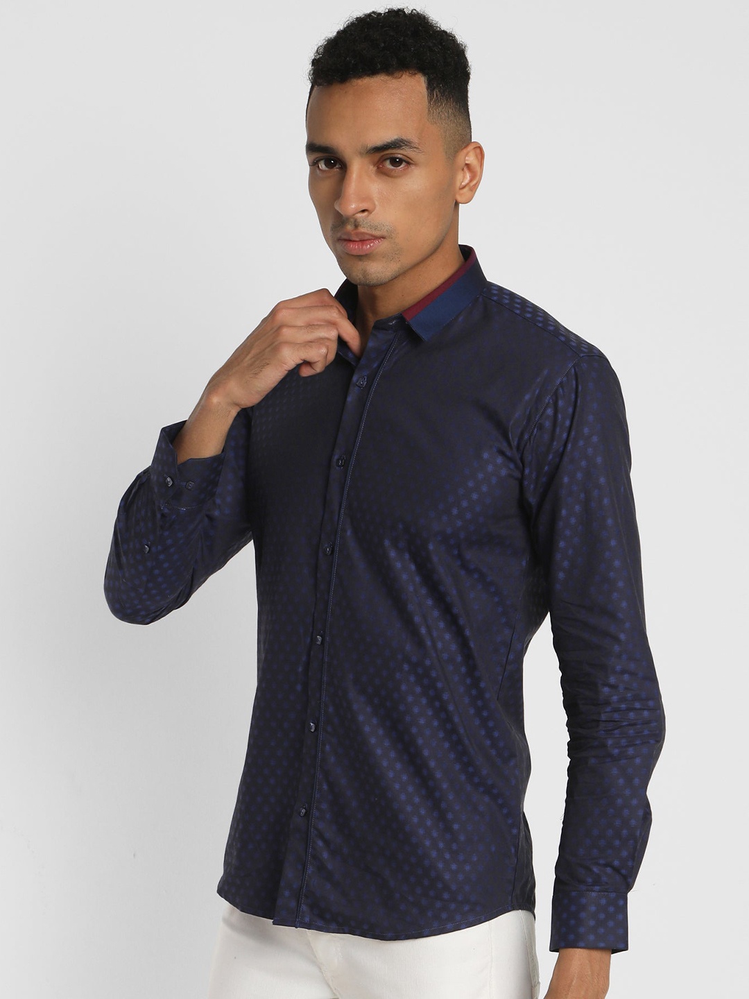 

Stori Micro Printed Slim Fit Pure Cotton Party Shirt, Blue