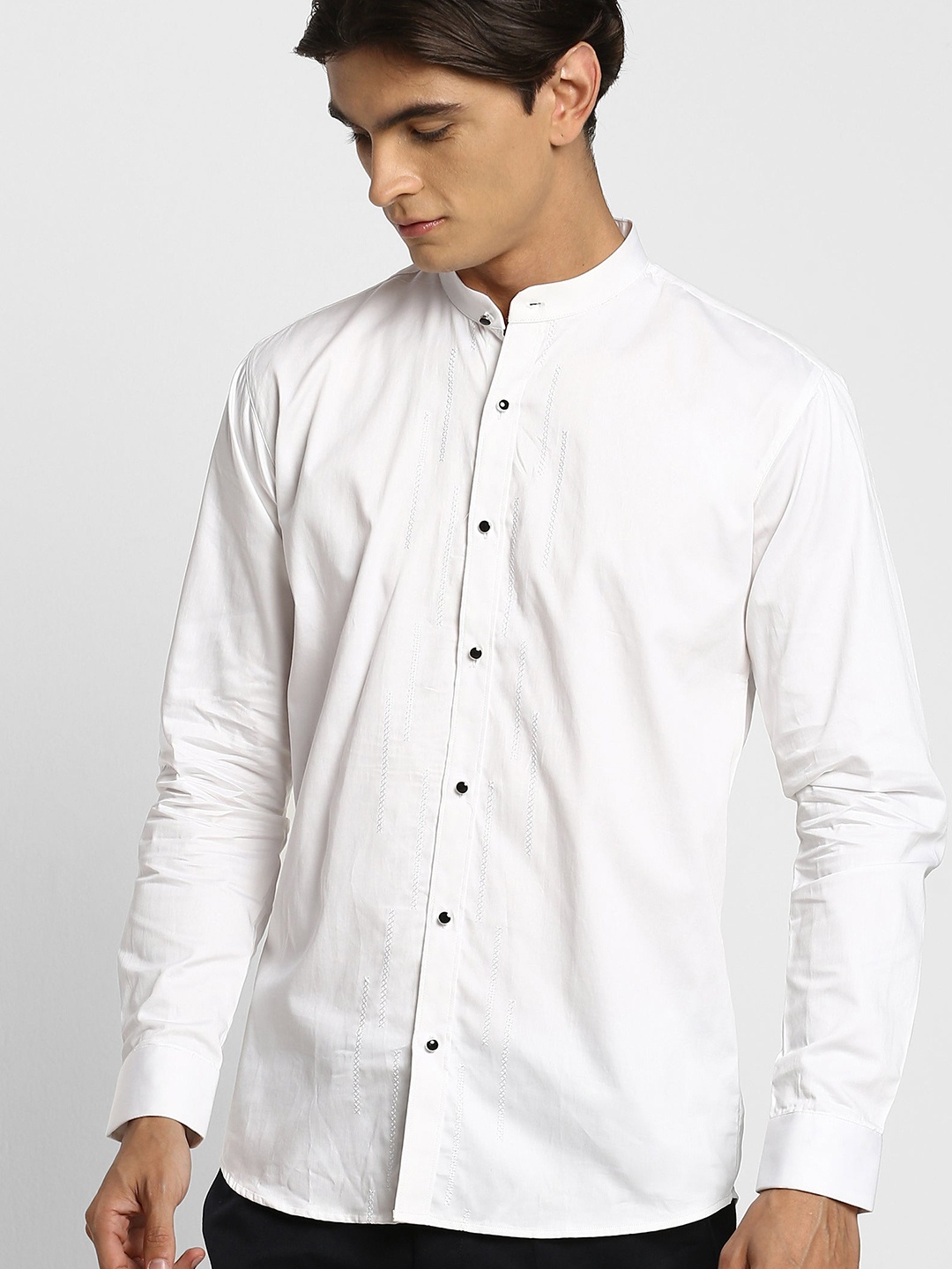 

Stori Mandarin Collar Cotton Slim Fit Party Shirt, White