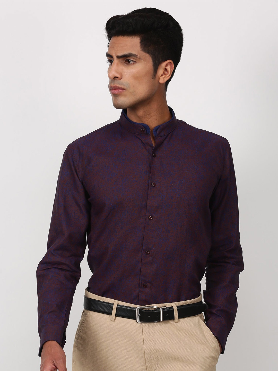 

Stori Mandarin Collar Long Sleeves Abstract Printed Slim Fit Shirt, Red