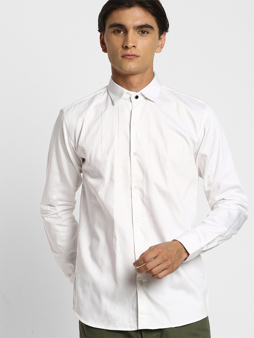 

Stori Cutaway Collar Cotton Slim Fit Party Shirt, White