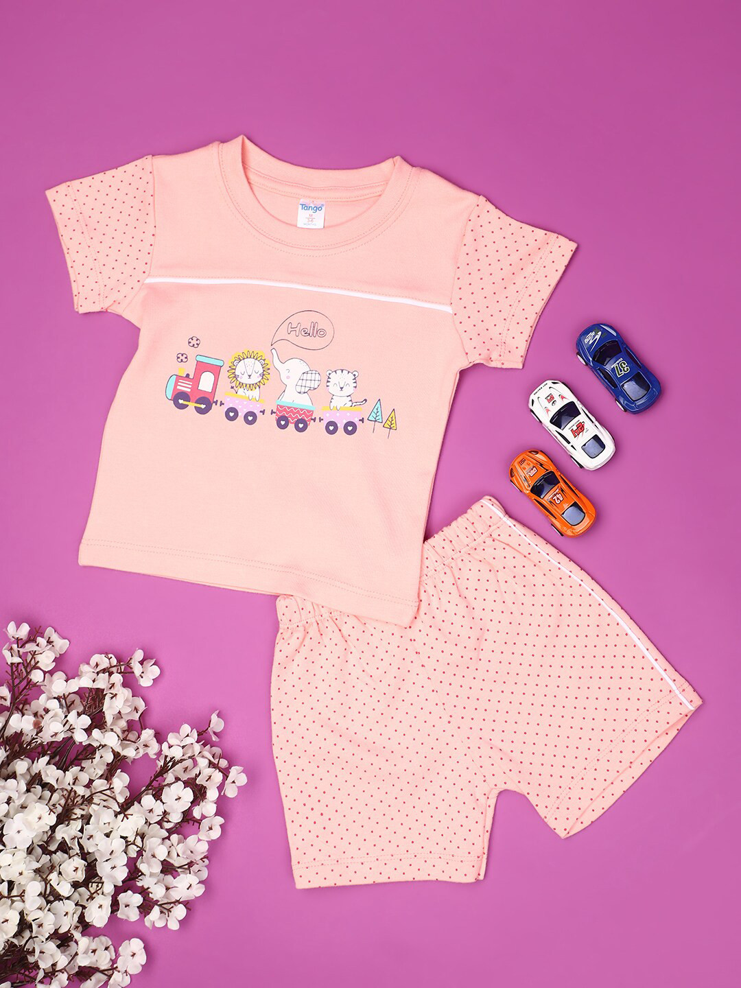 

V-Mart Infants Graphic Printed Round Neck Pure Cotton T-shirt With Shorts, Pink