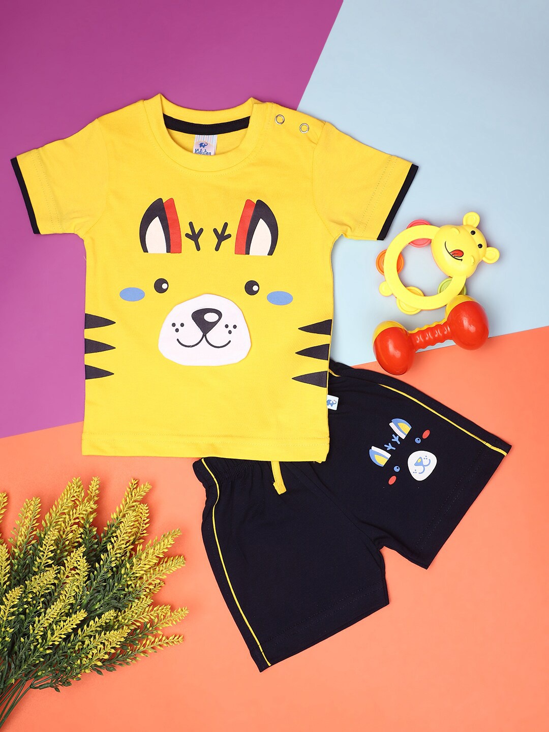 

V-Mart Infants Printed Cotton T-shirt with Shorts, Yellow