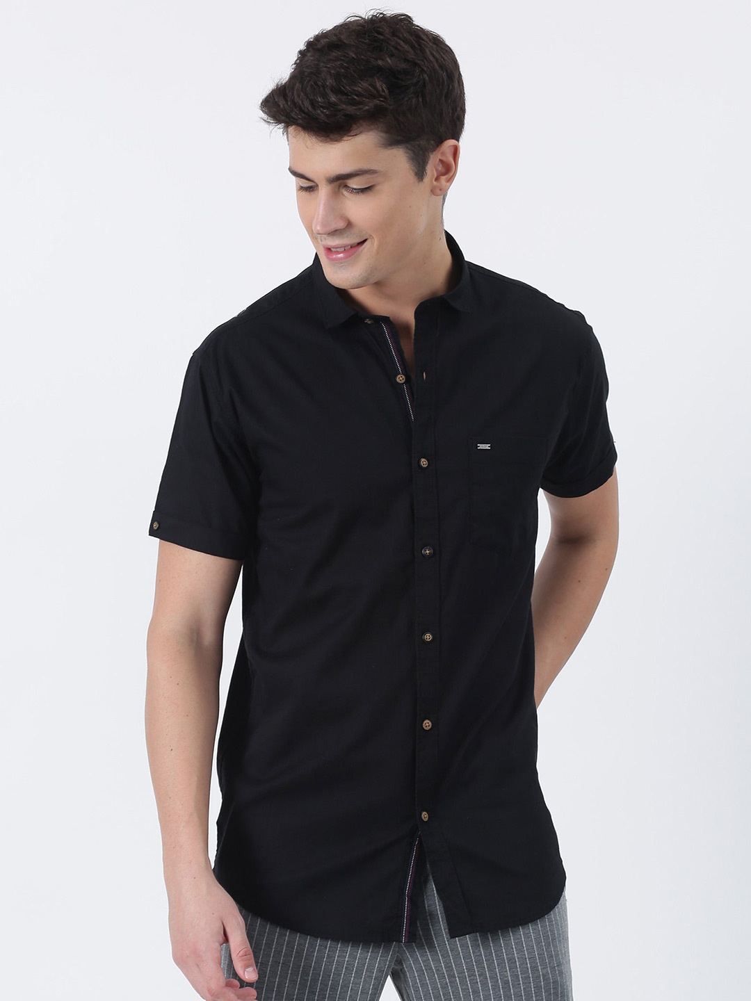 

Red Flame Spread Collar Short Sleeves Cotton Casual Shirt, Black