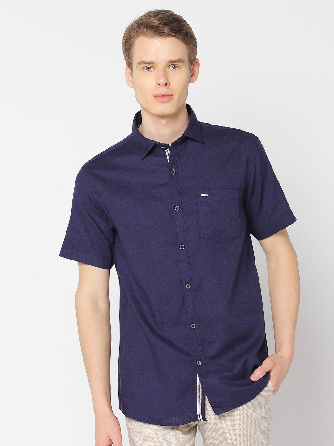 

Red Flame Spread Collar Short Sleeves Cotton Casual Shirt, Navy blue