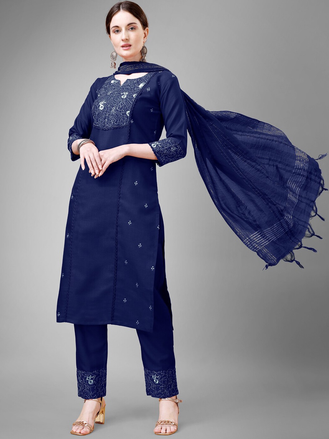 

ARADHNA Ethnic Motifs Embroidered Kurta With Trouser & Dupatta, Navy blue
