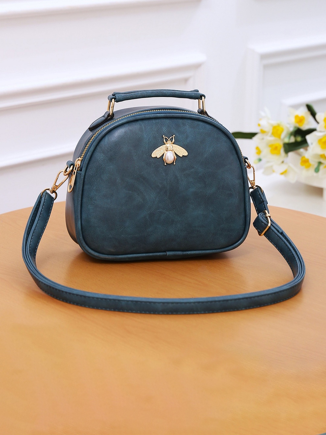 

Diva Dale Structured Sling Bag, Blue