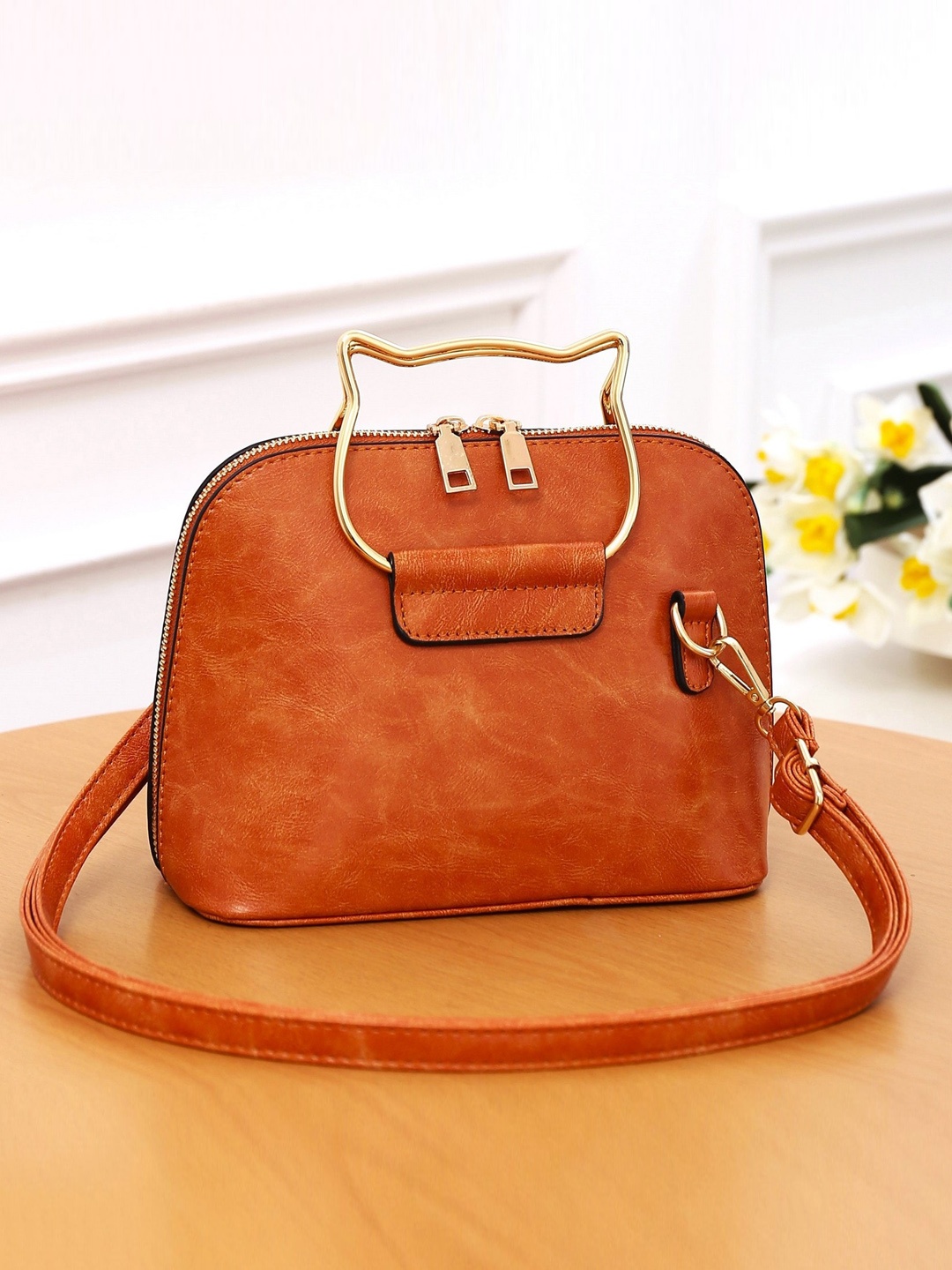 Diva Dale Structured Handheld Bag, Brown