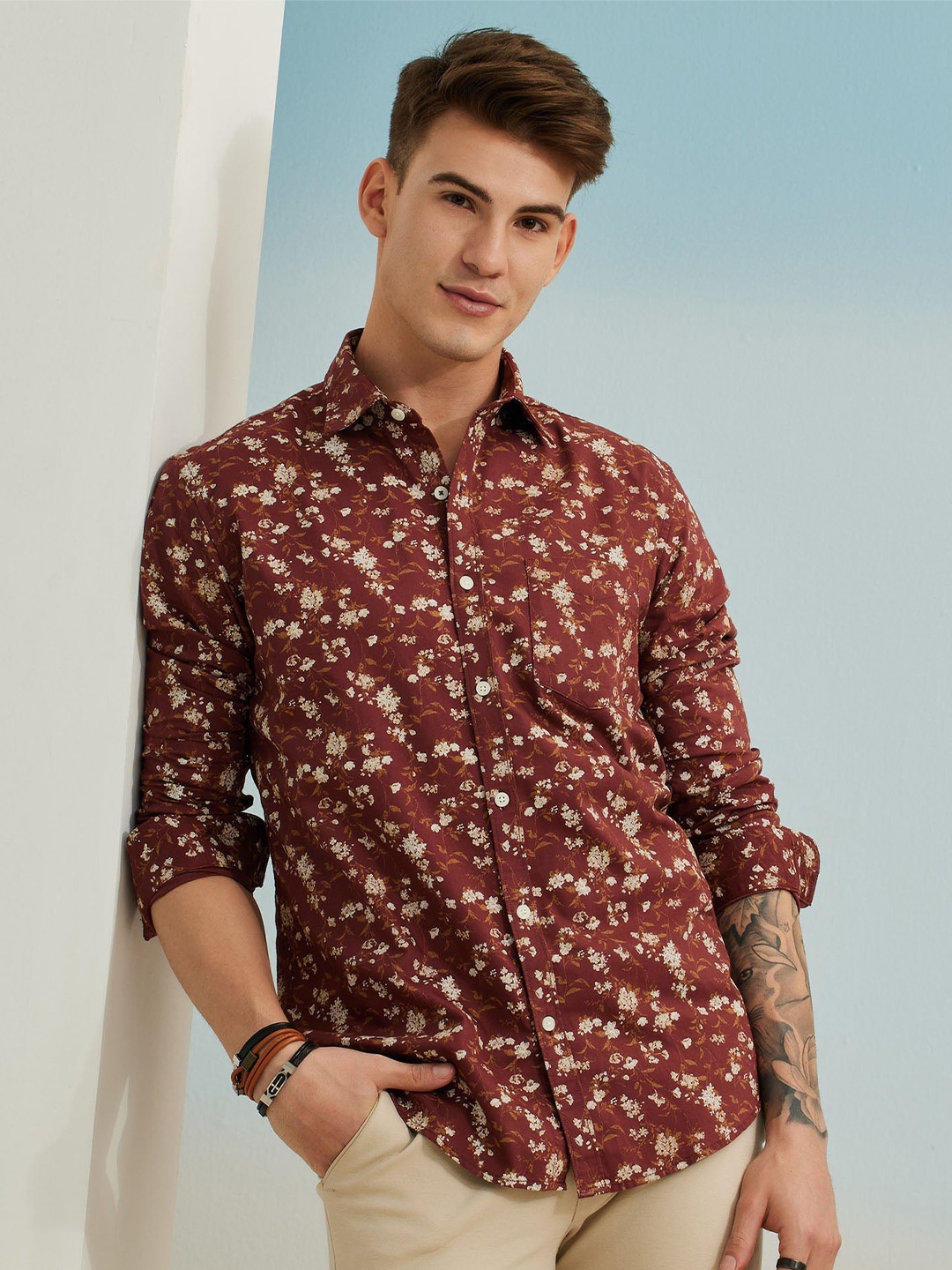 

Red Flame Men Floral Opaque Printed Casual Shirt, Brown