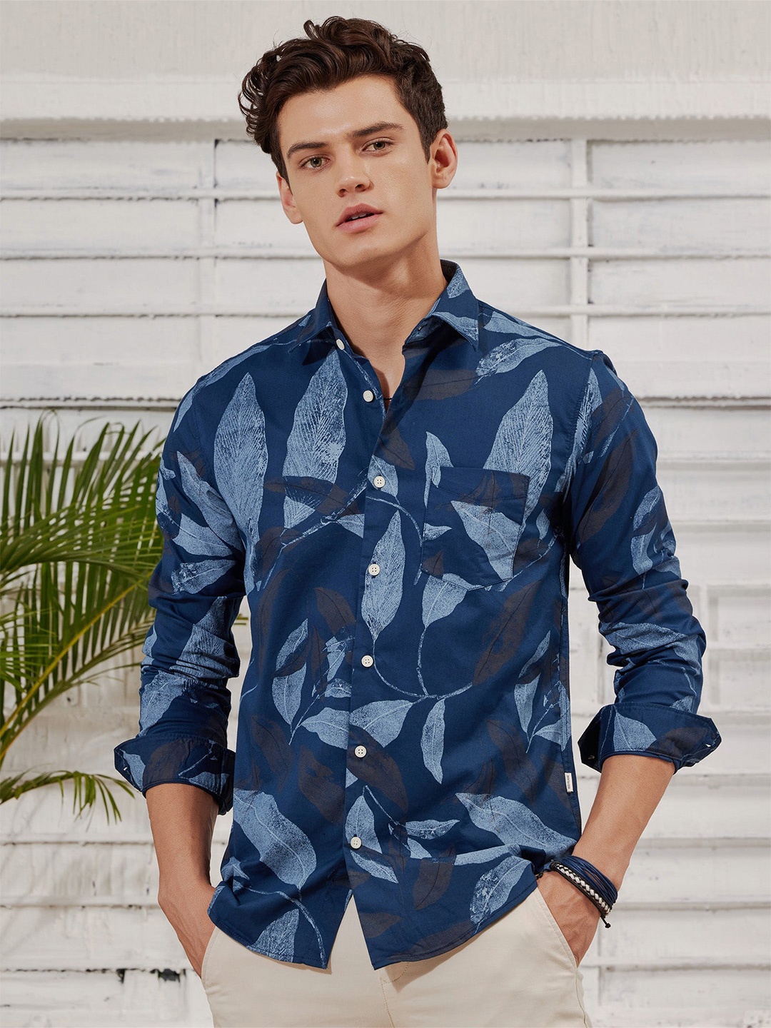 

Red Flame Men Opaque Printed Casual Shirt, Navy blue