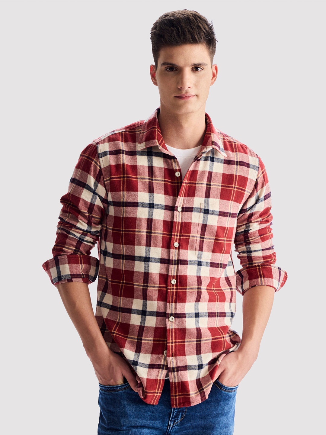 

Red Flame Men Tartan Checks Opaque Checked Casual Shirt