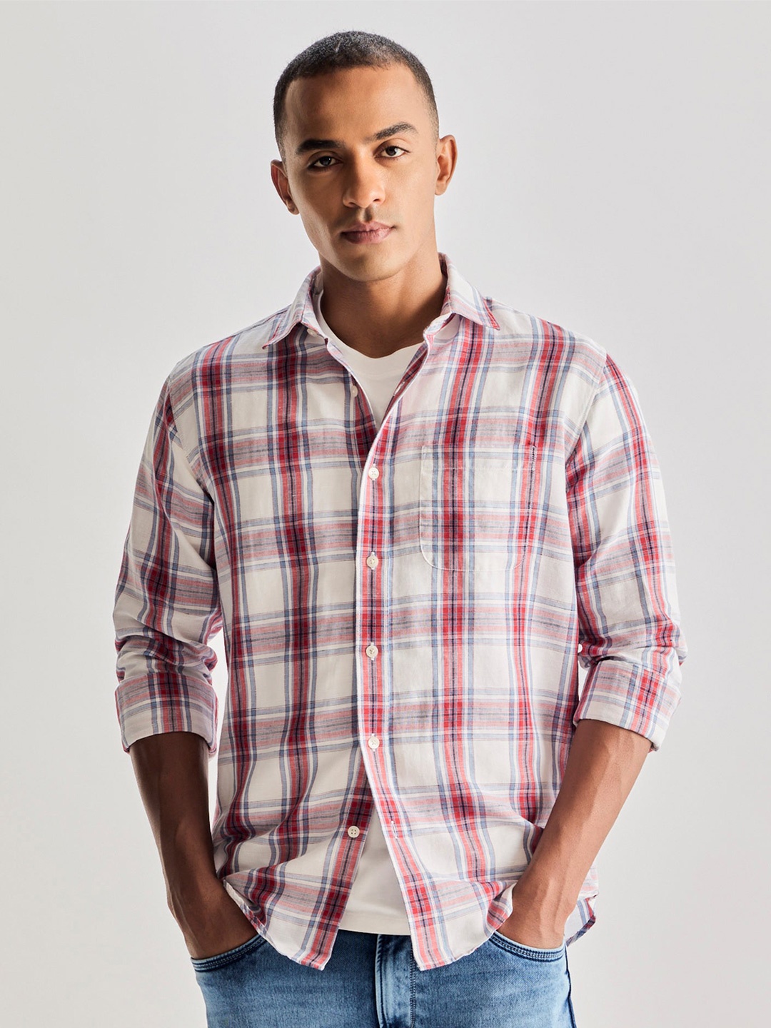 

Red Flame Men Opaque Checked Casual Shirt