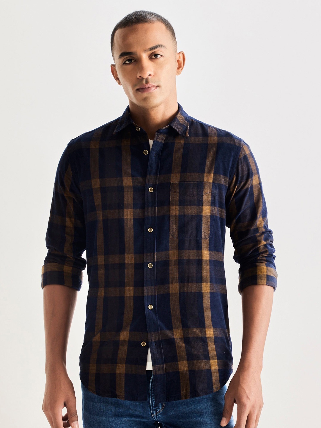 

Red Flame Men Opaque Checked Casual Shirt, Navy blue