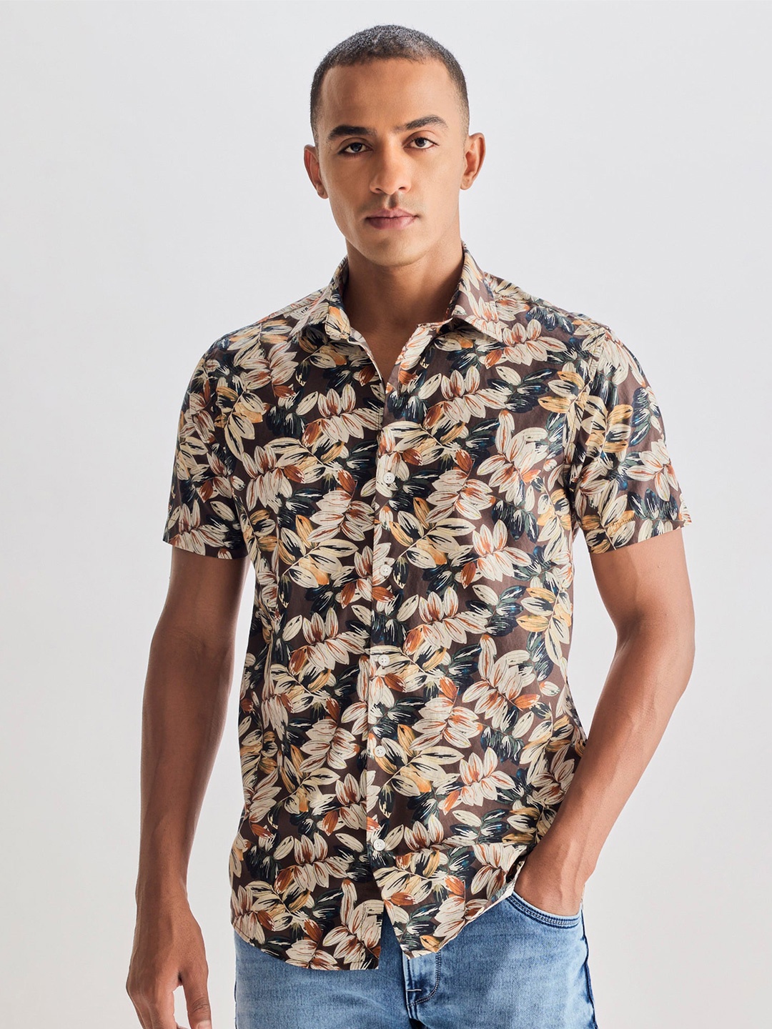 

Red Flame Men Floral Opaque Printed Casual Shirt, Brown