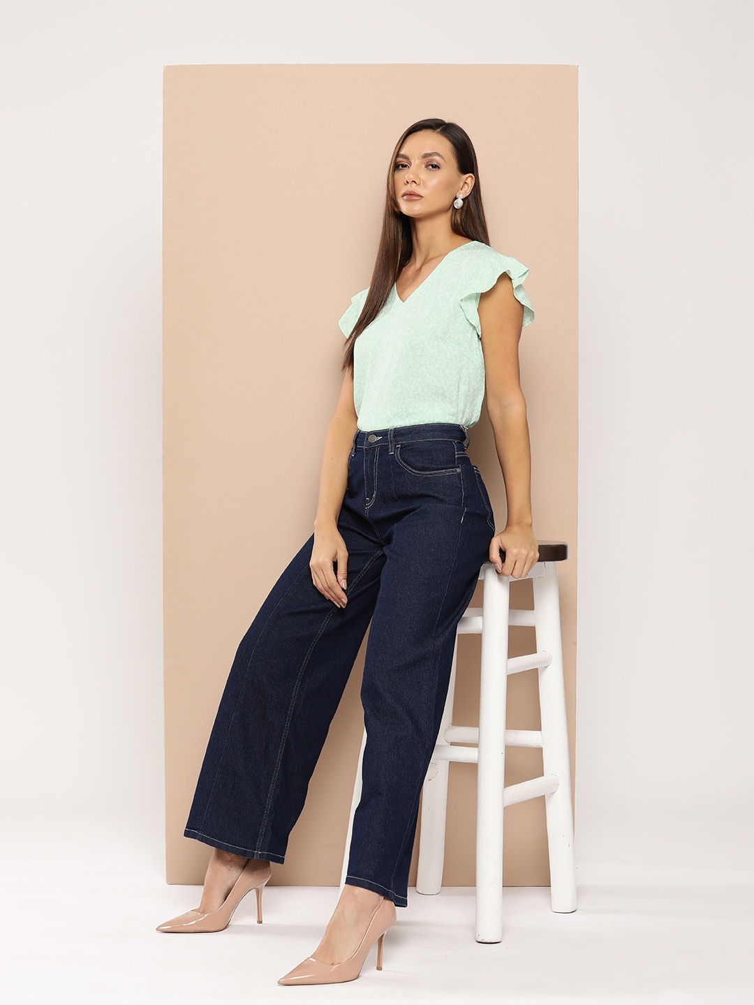 

her by invictus Floral Printed Flutter Sleeves Top, Green