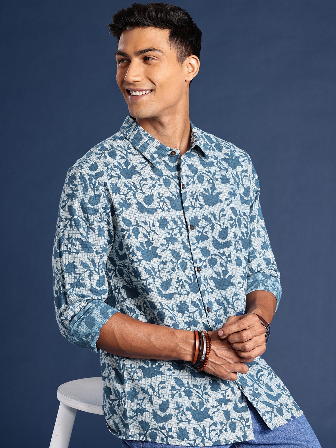 

Taavi Indigo Hand Block Floral Printed Pure Cotton Casual Shirt, Blue