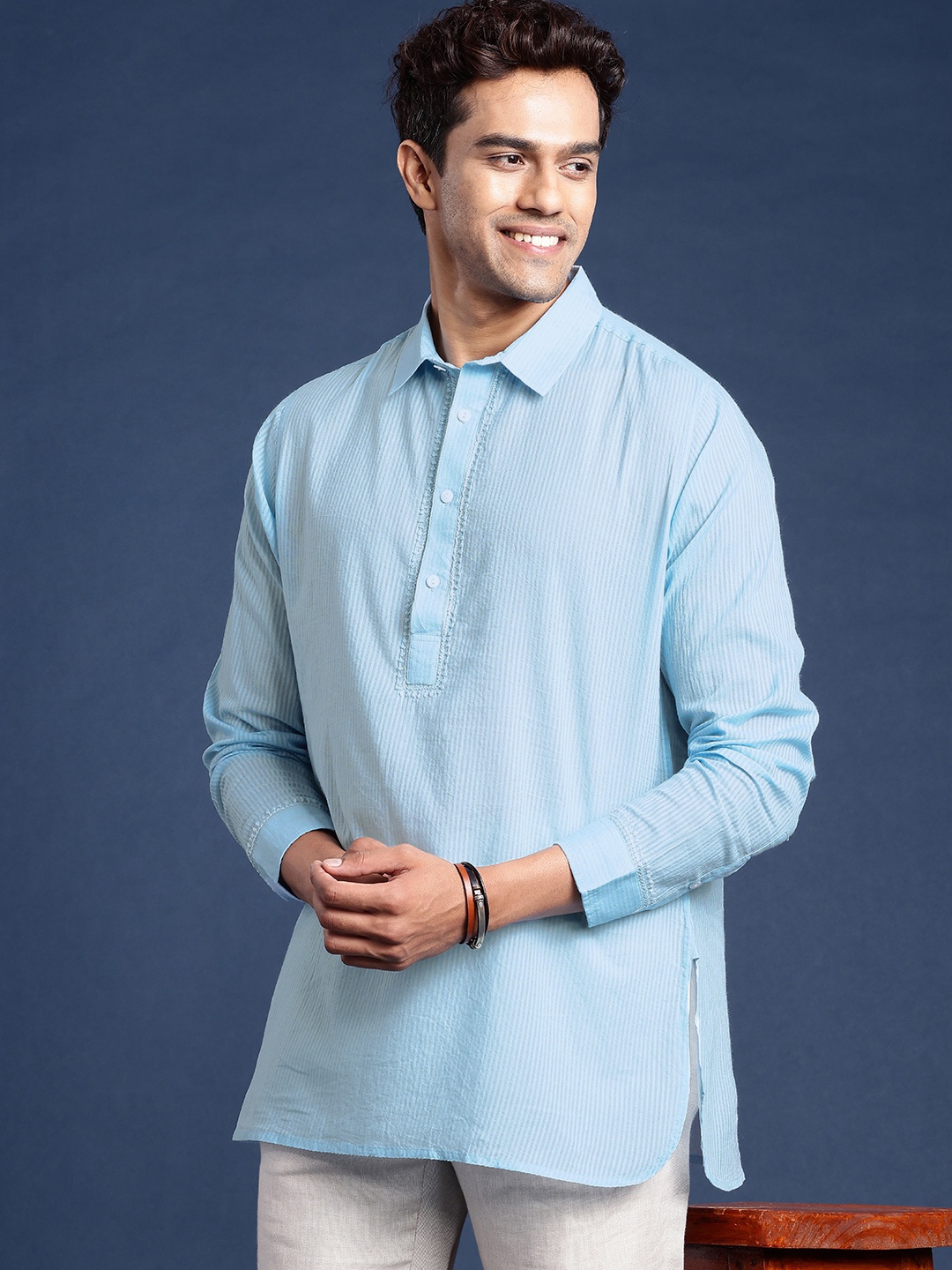 

Taavi Pure Cotton Yoke Design Chikankari Kurta, Blue