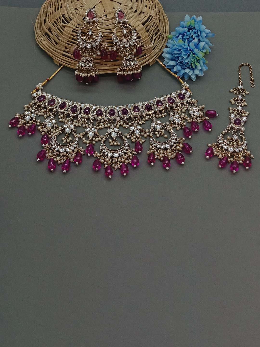 

AASHISH IMITATION Gold Plated Kundan-Studded & Beaded Jewellery Set