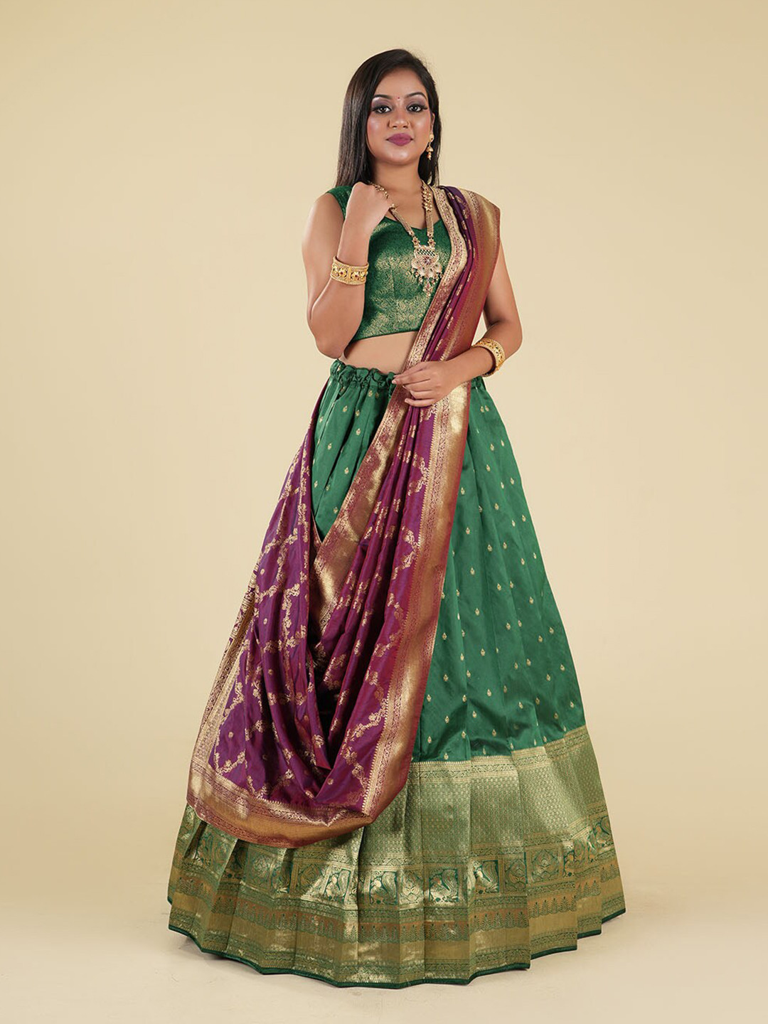 

HALFSAREE STUDIO Semi-Stitched Lehenga & Unstitched Blouse With Dupatta, Green