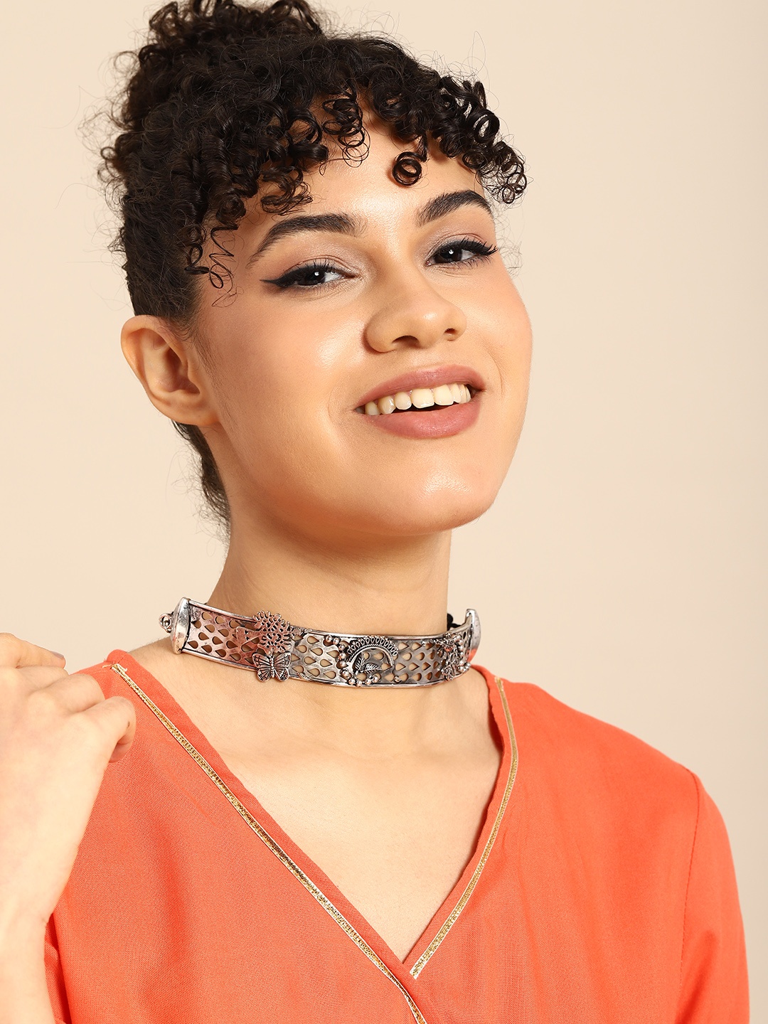 

Sangria Silver-Plated Choker Necklace