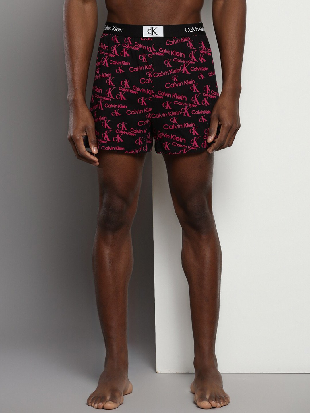 

Calvin Klein Printed Pure Cotton Mid-Rise Boxer NB3423O20, Black