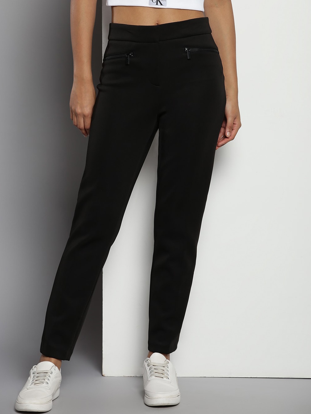 

Calvin Klein Women Mid-Rise Trouser, Black