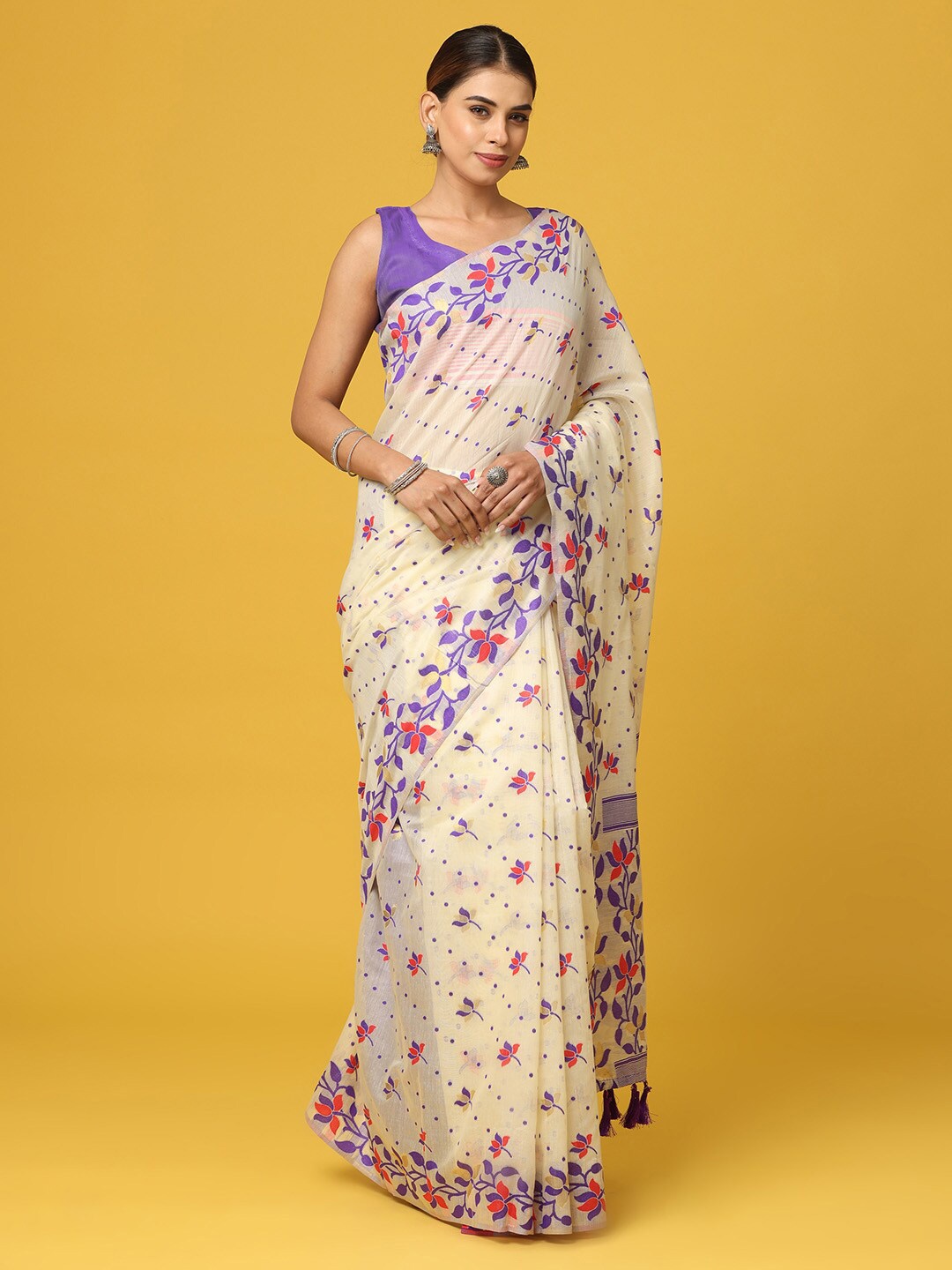 

PATLIPALLU Woven Design Jamdani Saree, Cream