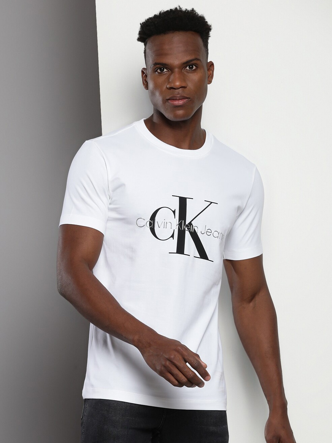

Calvin Klein Jeans Brand Logo Printed Cotton Round Neck Applique Slim Fit Casual T-shirt, White