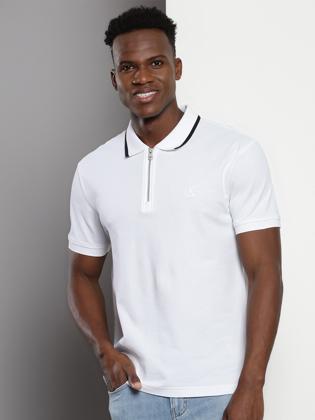 

Calvin Klein Jeans Brand Logo Printed Organic Cotton Polo Collar Casual T-shirt, White