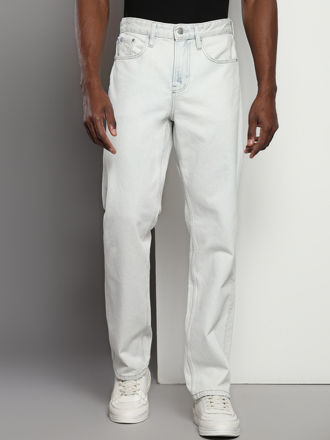 

Calvin Klein Men Straight Fit Clean Look Pure Cotton Jeans, Blue