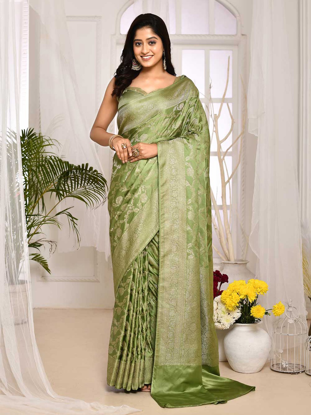 

Rasm by Muskaan Woven Design Zari Pure Silk Banarasi Saree, Green
