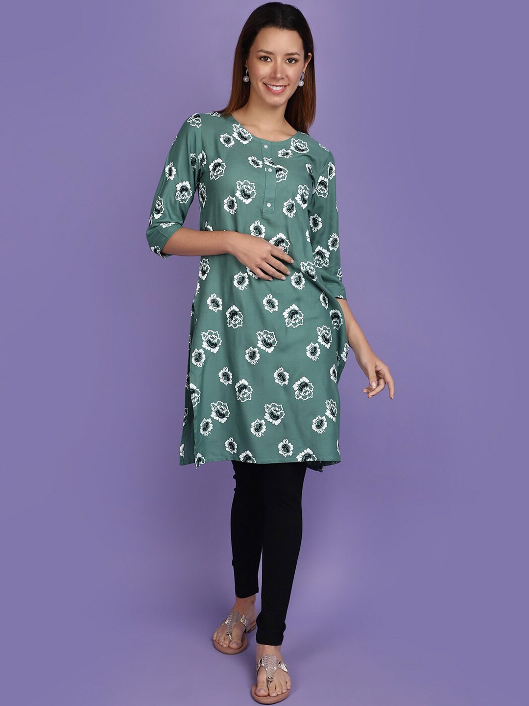 

V-Mart Floral Printed Round Neck Straight Kurta, Green