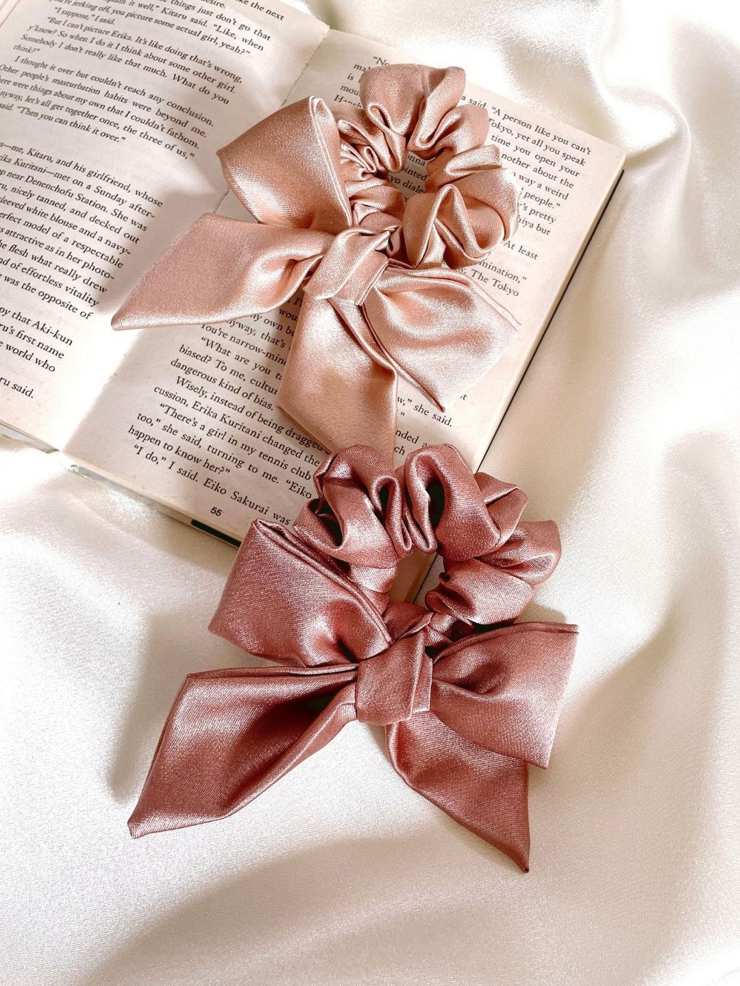

Mueras Set of 2 Long Tail Satin Scrunchie, Peach