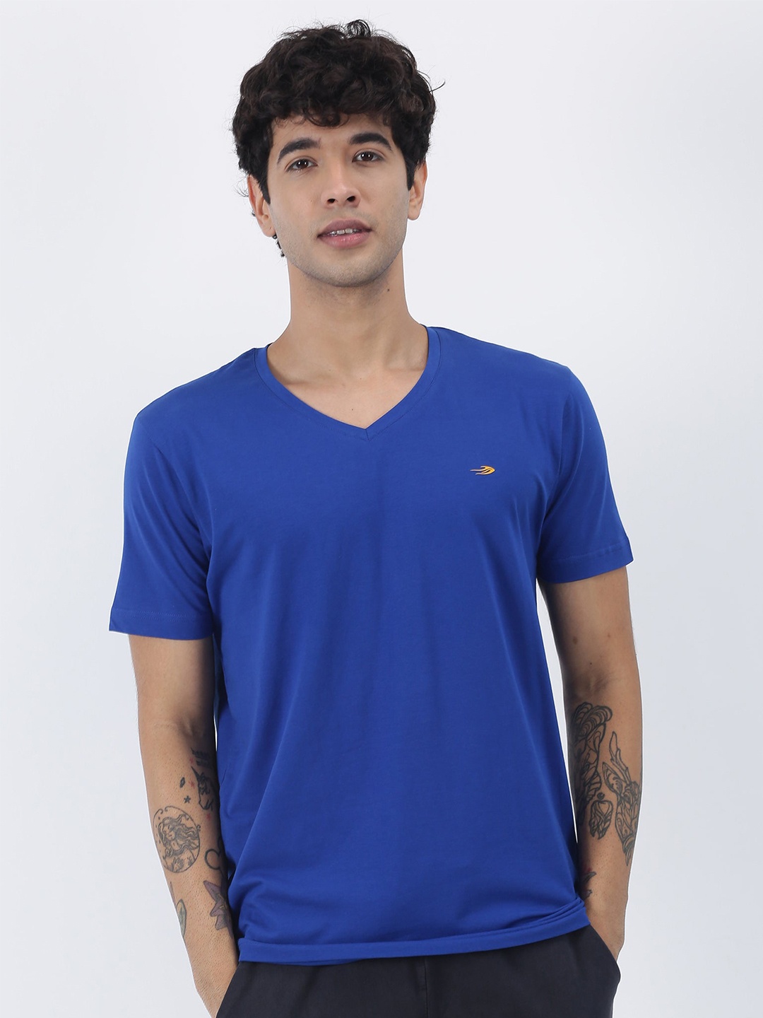 

Red Flame V-Neck Short Sleeves Cotton T-shirt, Blue