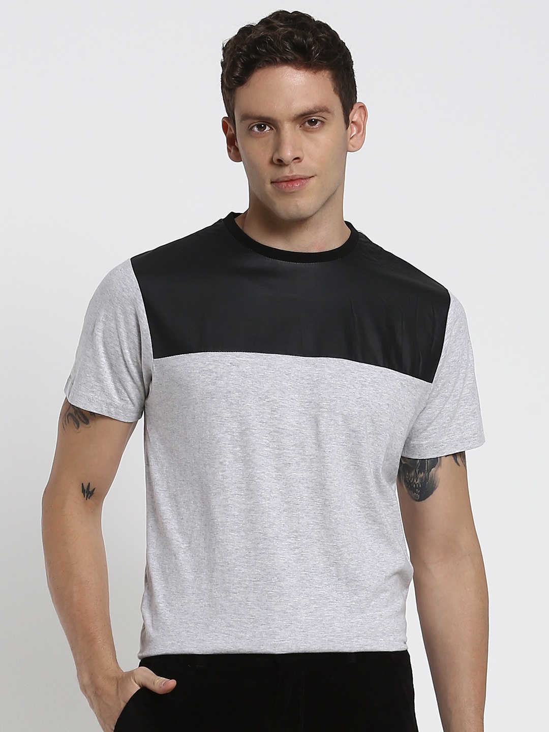 

Red Flame Colourblocked Cotton T-shirt, Grey