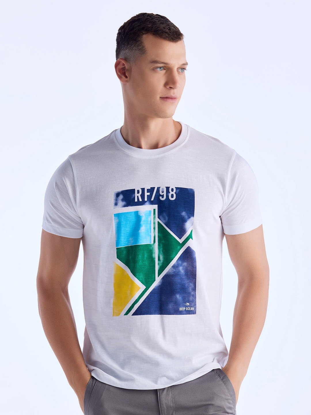 

Red Flame Men Printed Raw Edge T-shirt, White