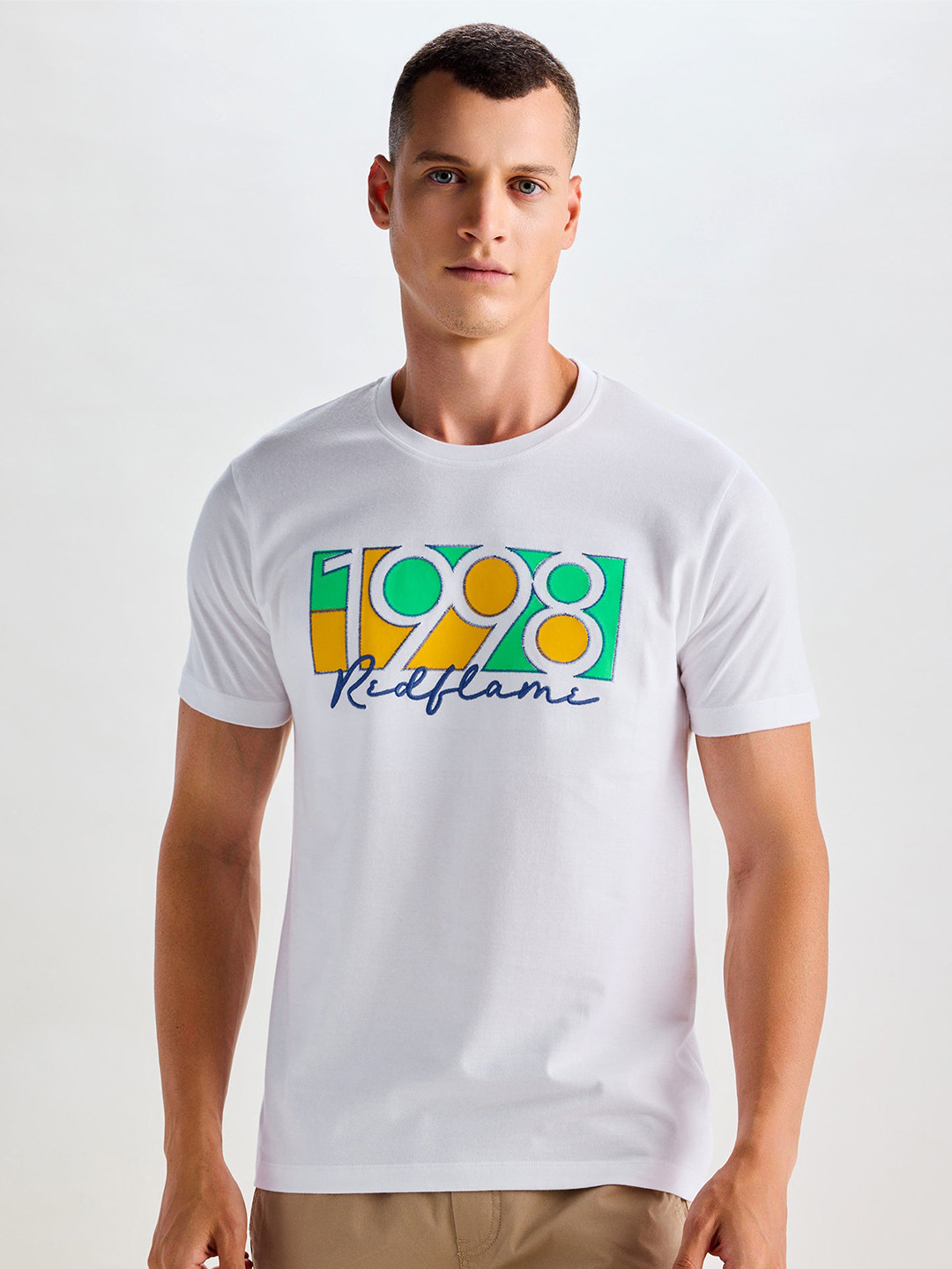 

Red Flame Men Printed Pockets T-shirt, White