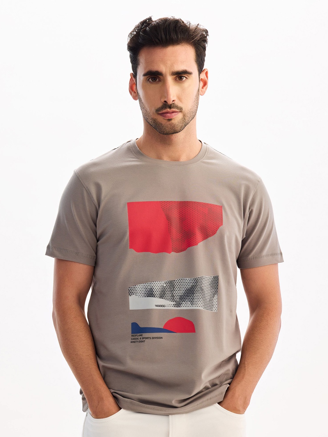 

Red Flame Men Typography Printed Applique T-shirt, Grey