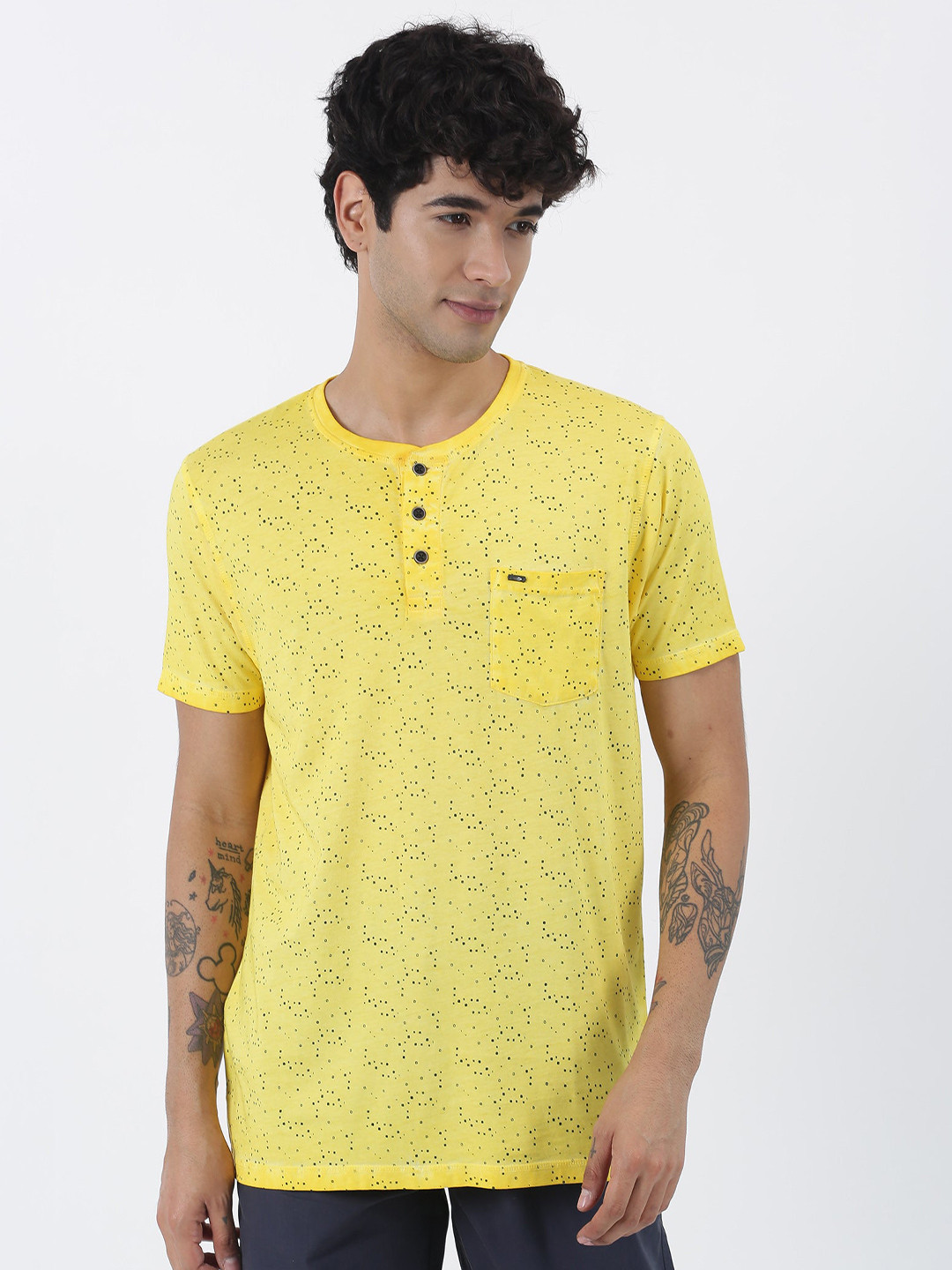 

Red Flame Round Neck Short Sleeves Pockets Cotton T-shirt, Yellow