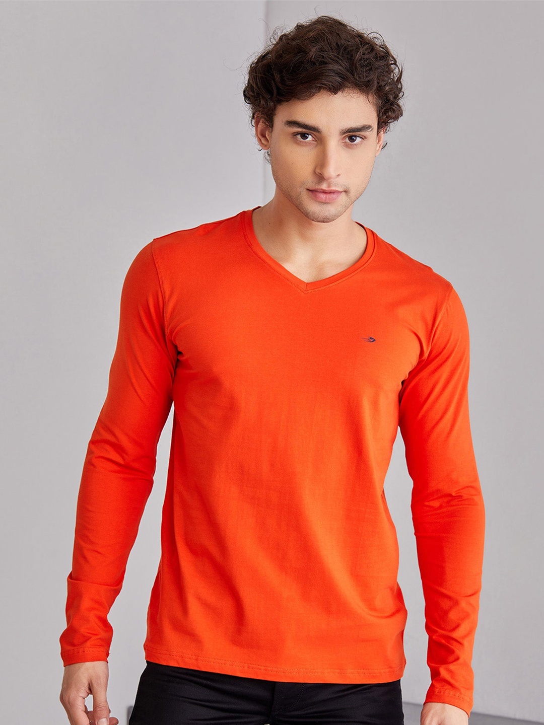 

Red Flame Men V-Neck Pockets T-shirt, Orange