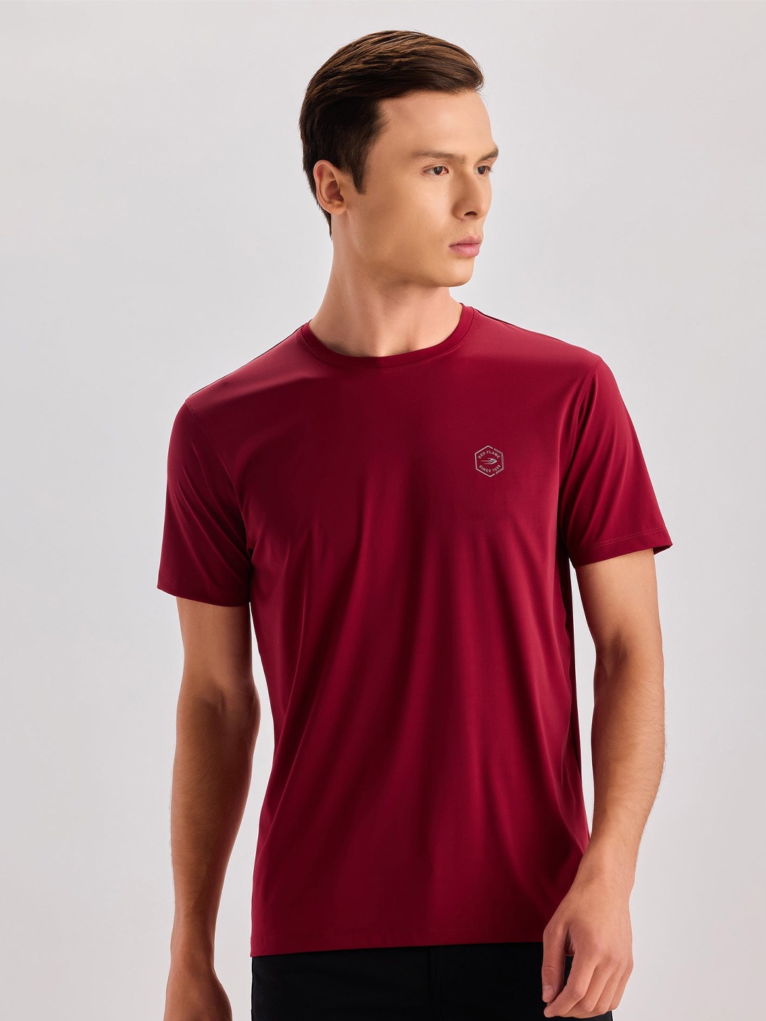 

Red Flame Men Applique T-shirt, Maroon