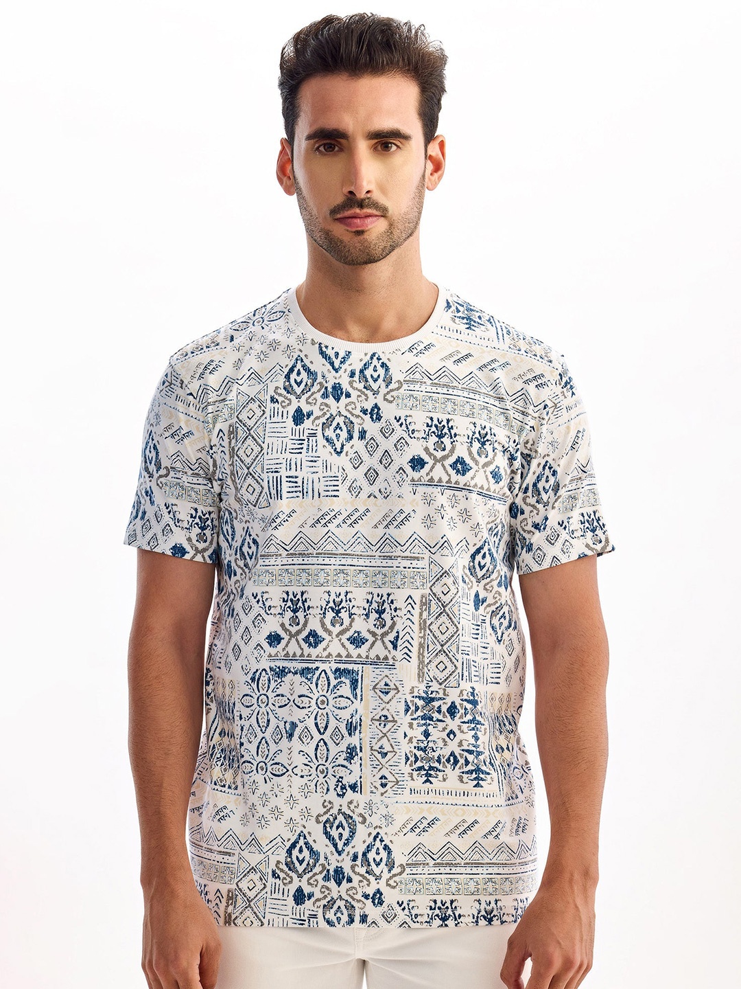 

Red Flame Men Printed Pockets T-shirt, Blue