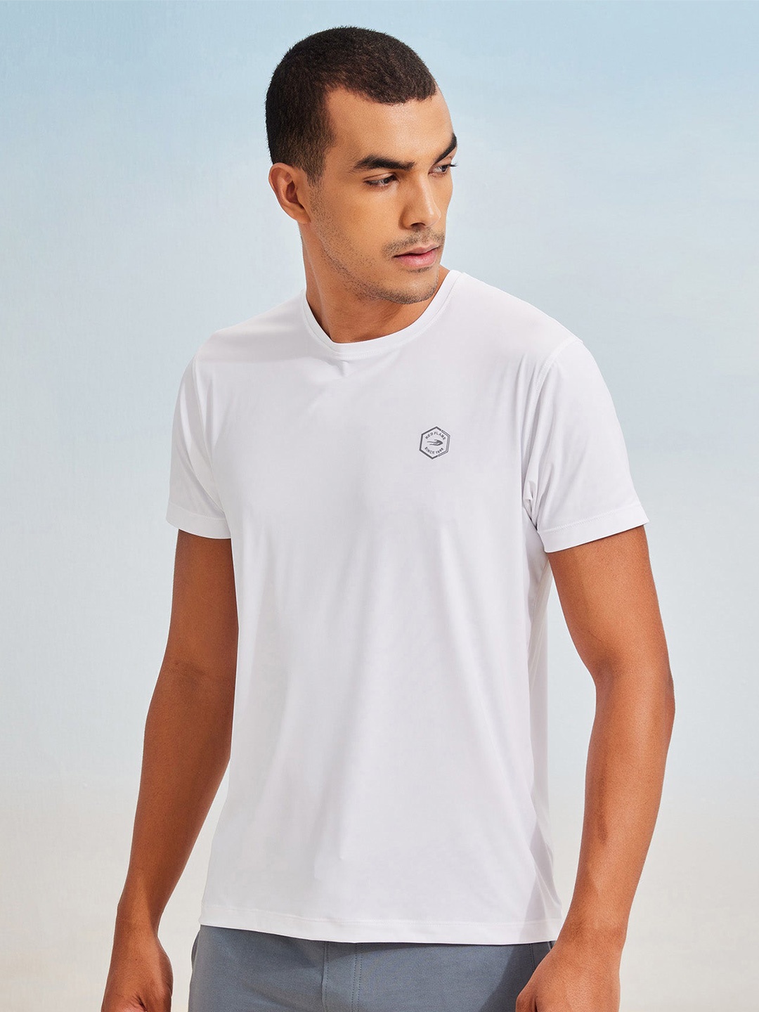 

Red Flame Men V-Neck Applique T-shirt, White