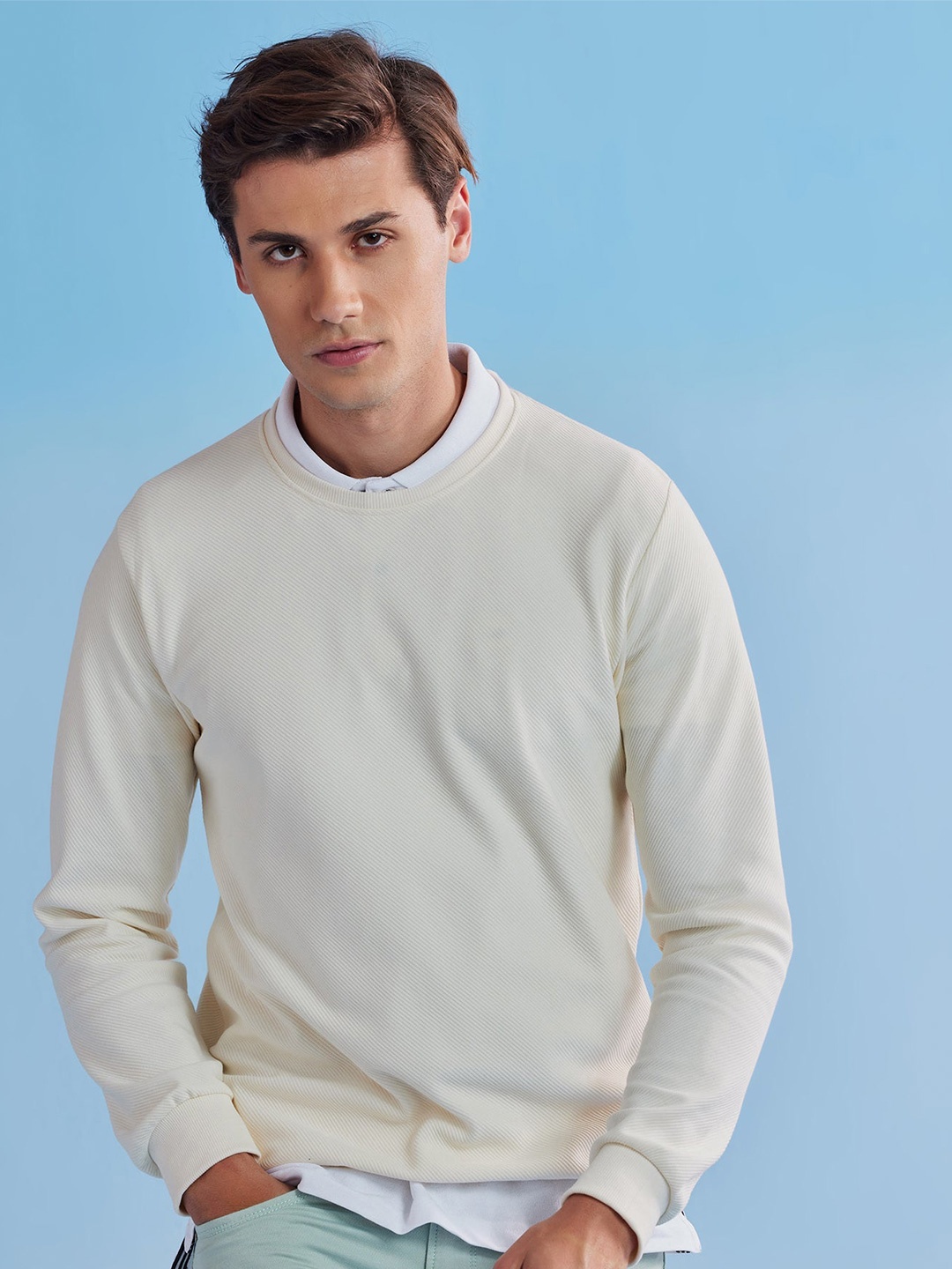 

Red Flame Men Sweatshirt, Cream