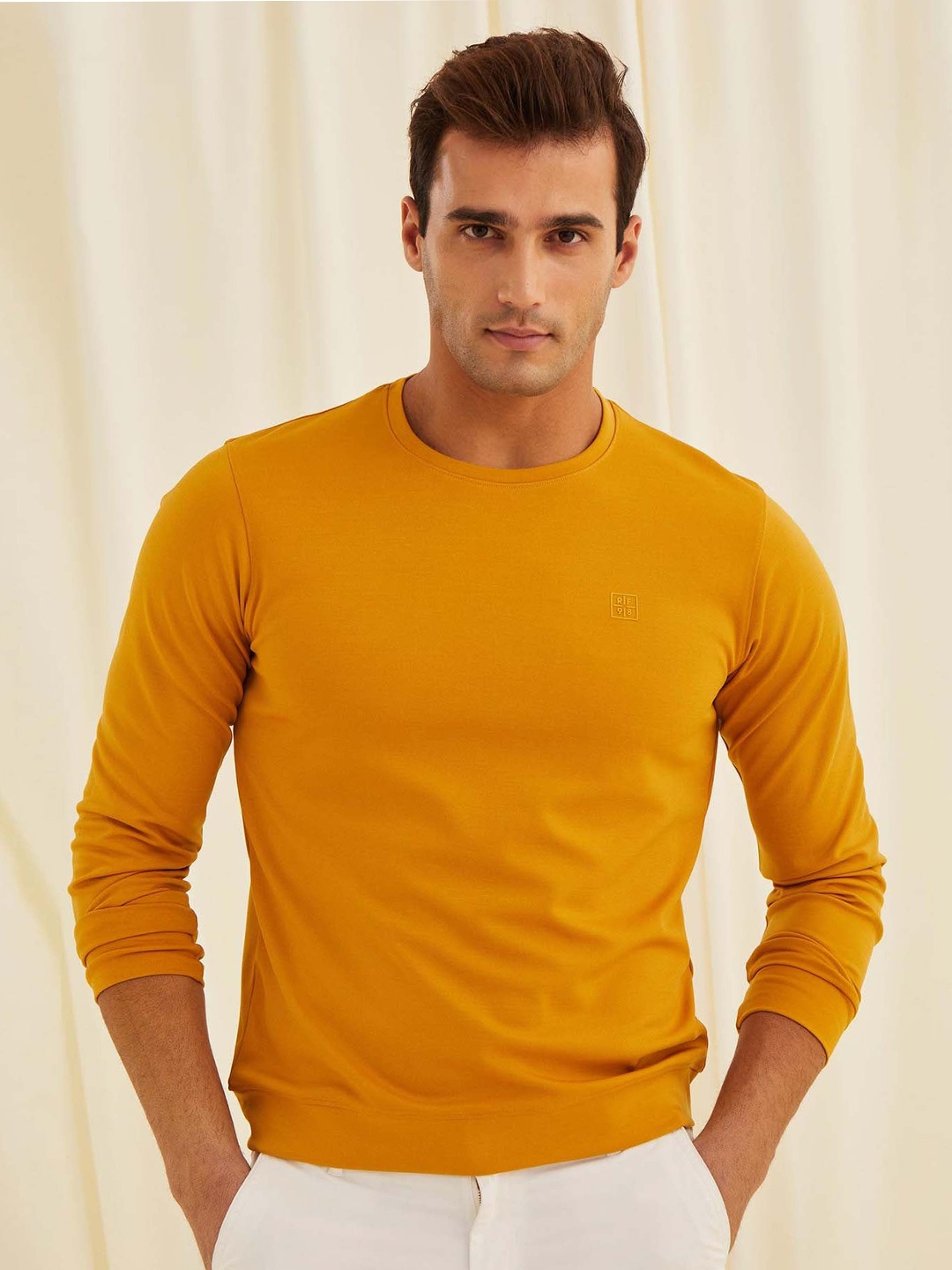 

Red Flame Men Sweatshirt, Yellow