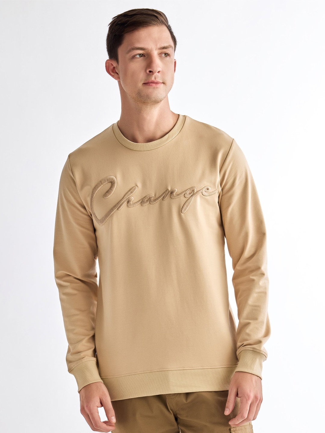 

Red Flame Men Sweatshirt, Cream