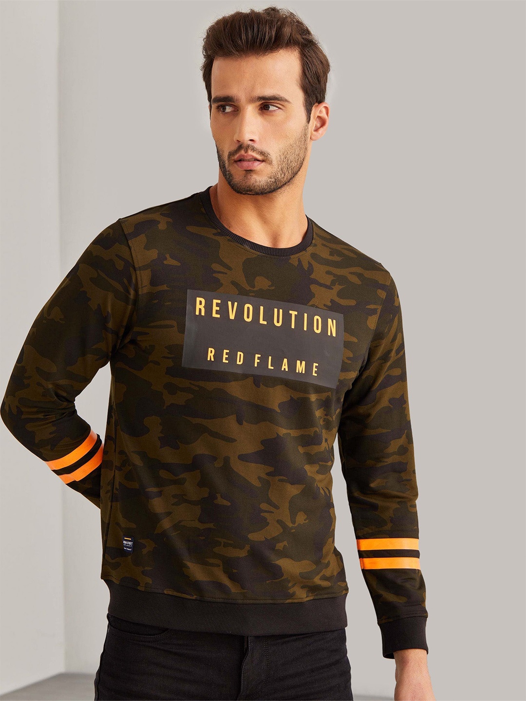 

Red Flame Men Printed Sweatshirt, Green