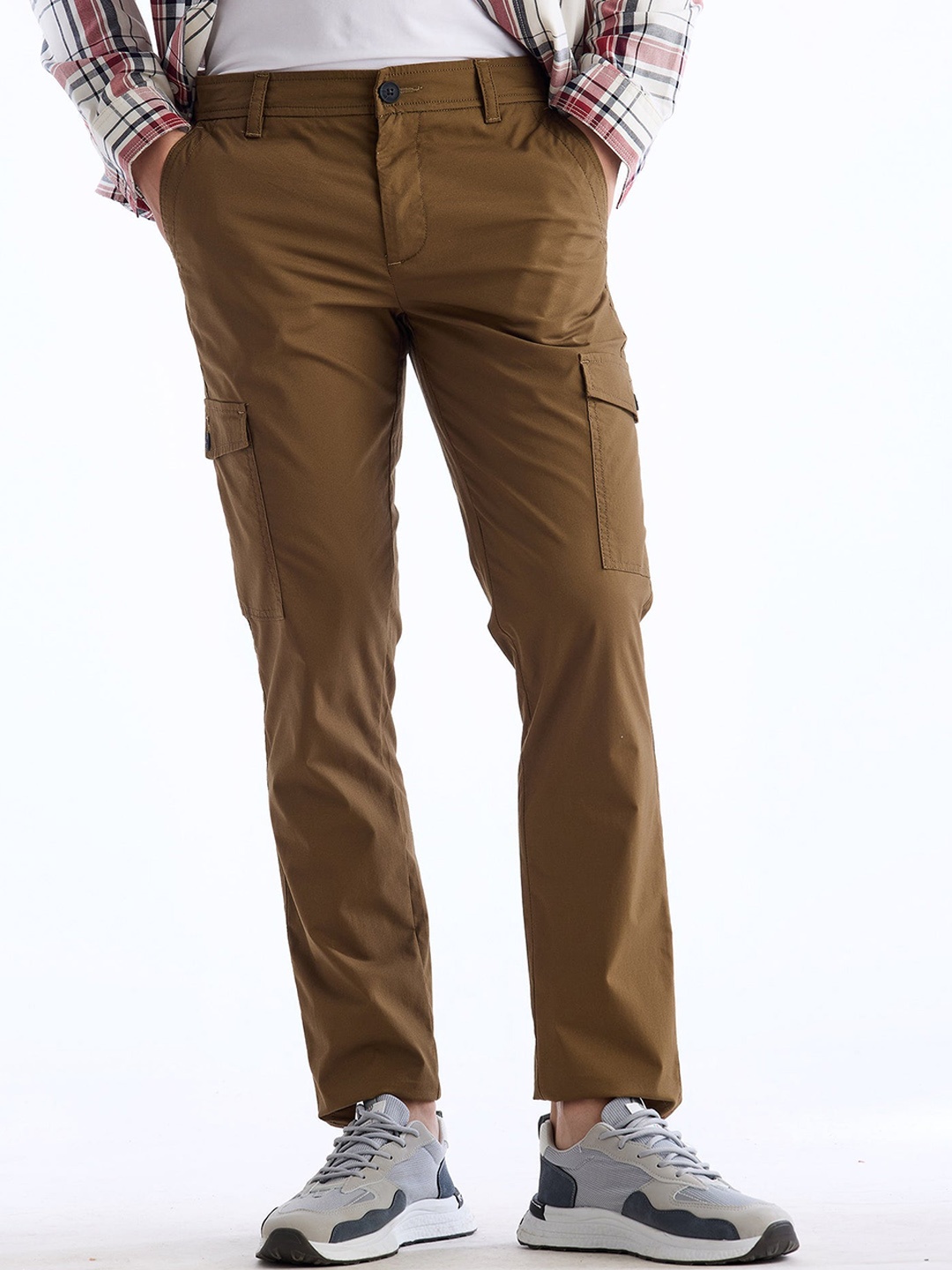 

Red Flame Men Slim Fit Mid-Rise Stretchable Cotton Cargos Trouser, Khaki