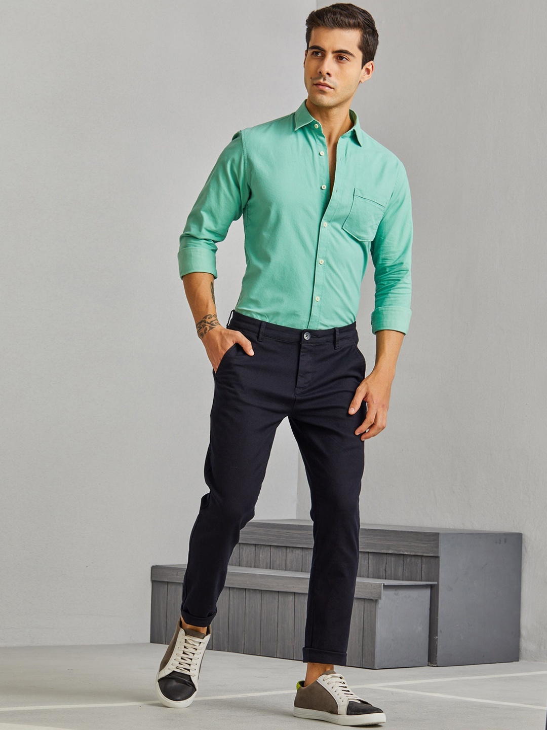 

Red Flame Men Slim Fit Mid-Rise Stretchable Casual Trouser, Navy blue