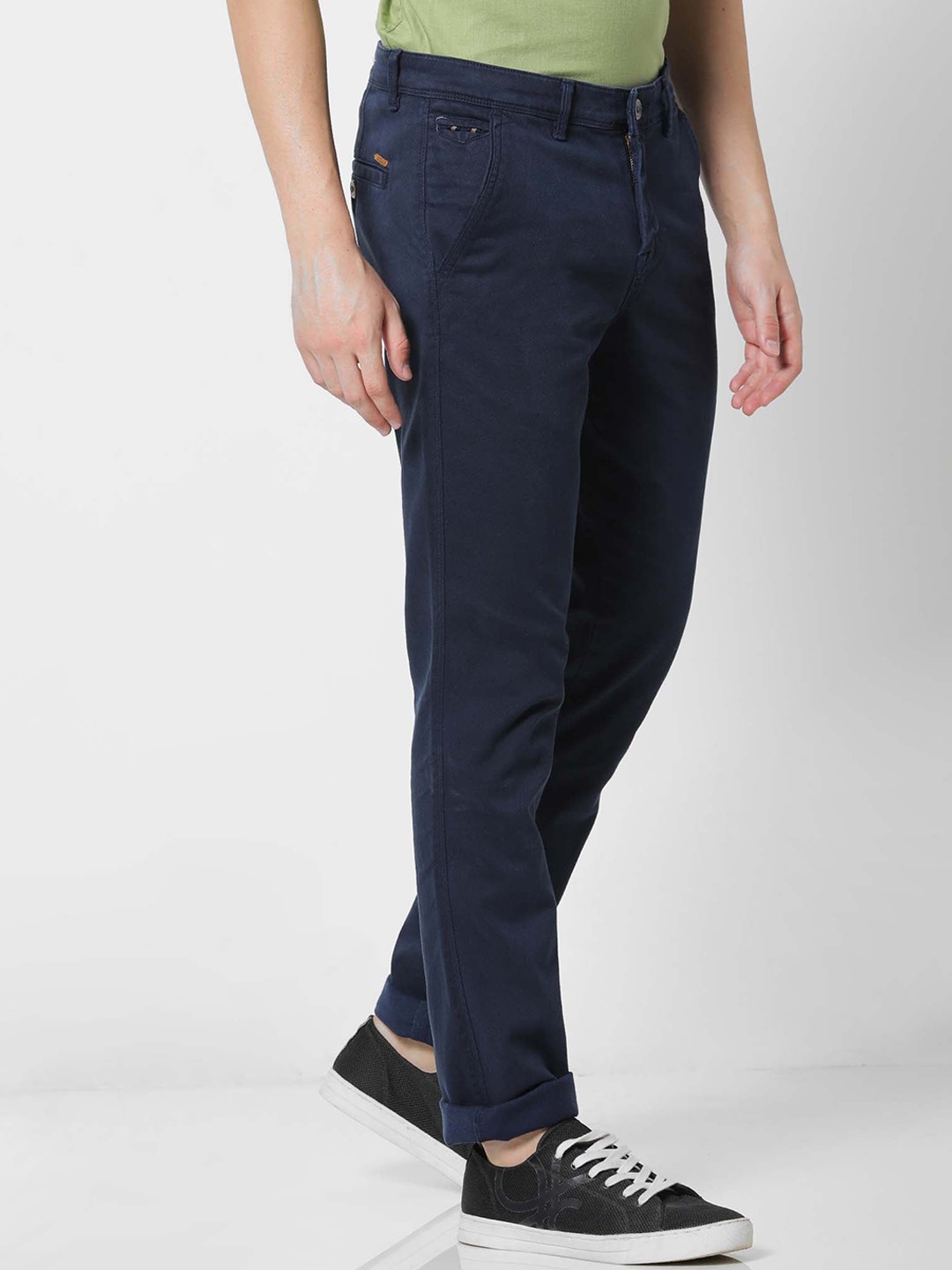 

Red Flame Men Printed Slim Fit Mid-Rise Stretchable Chinos Trousers, Navy blue